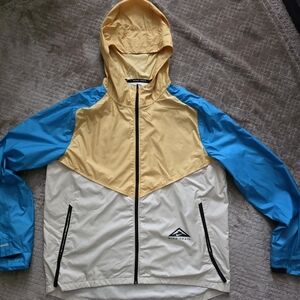 Nike Yellow and Blue Trail Windrunner Rain,Light Weight Runner, Jacket, Size LRG